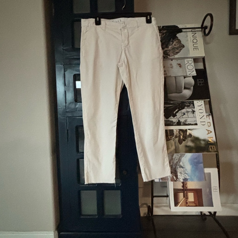 Frank & Eileen Wicklow White cropped Sz 6